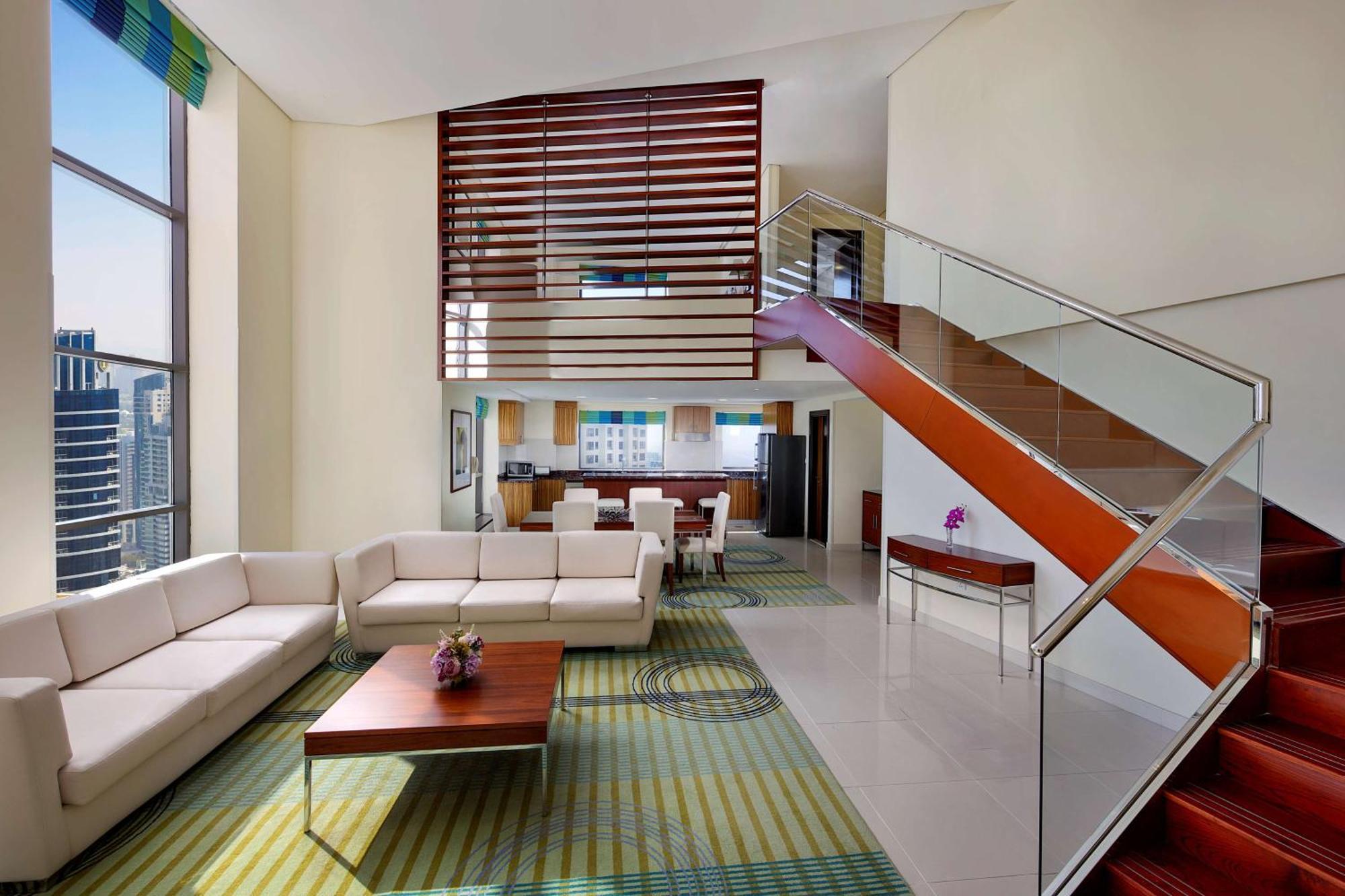 Hilton Dubai The Walk Hotel Exterior photo