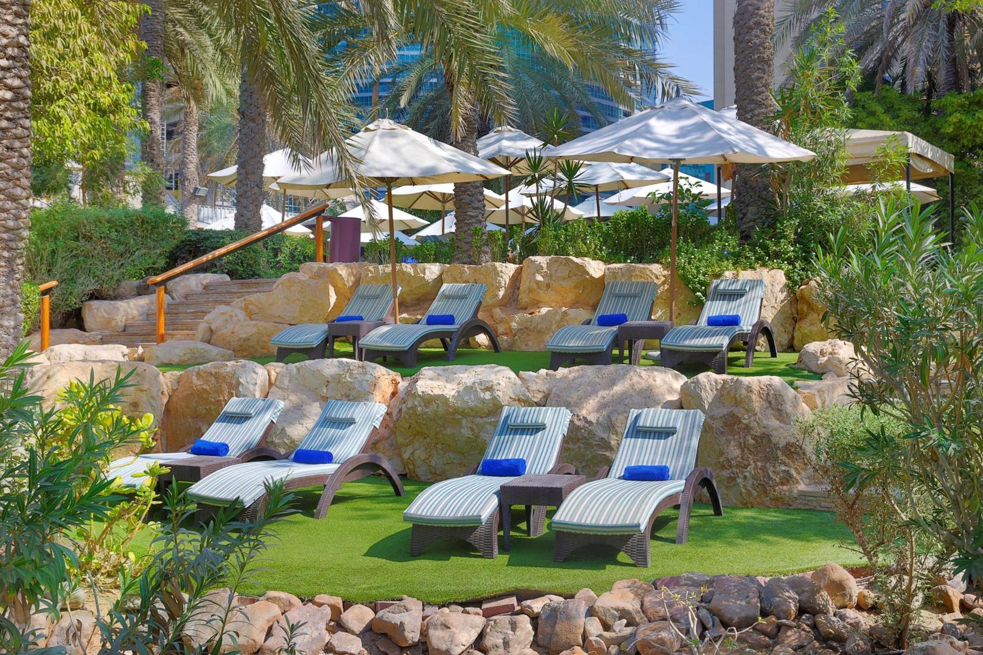 Hilton Dubai The Walk Hotel Exterior photo